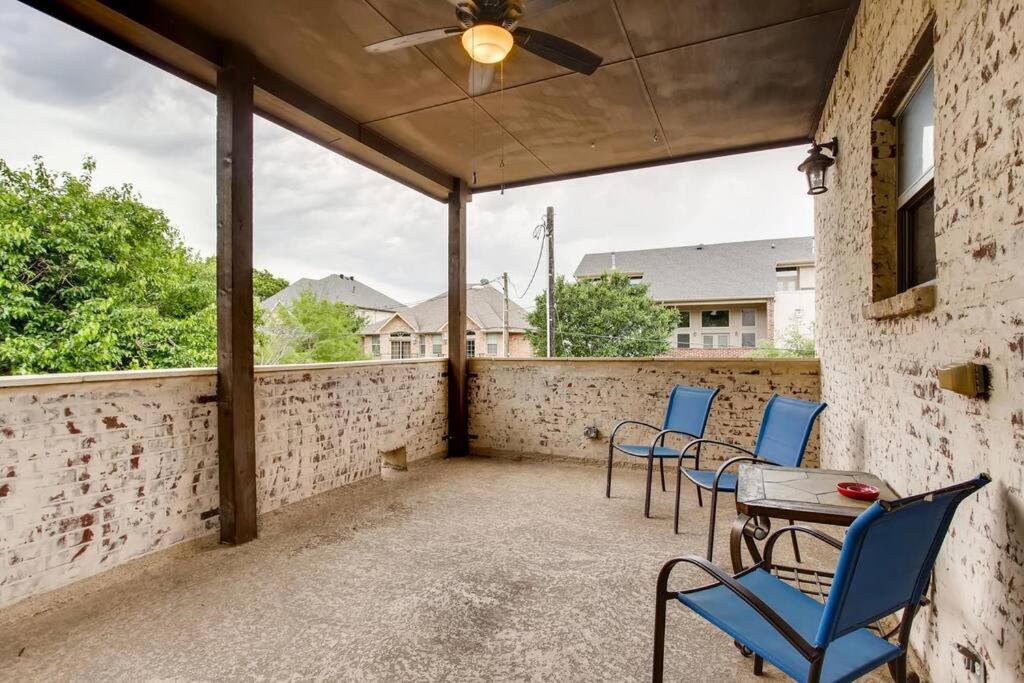 Vila Business Friendly 3 Story Duplex Mins To Bars And Shops Dallas Exteriér fotografie